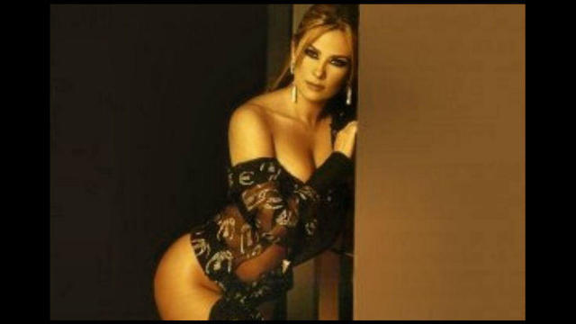 actress Aracely Arámbula 22 years sky-clad image in the club