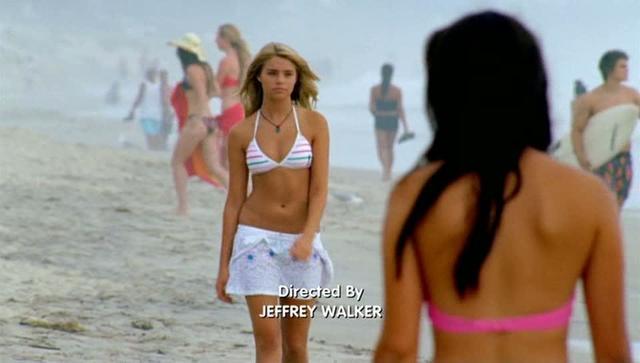 actress Indiana Evans young k-naked picture in the club