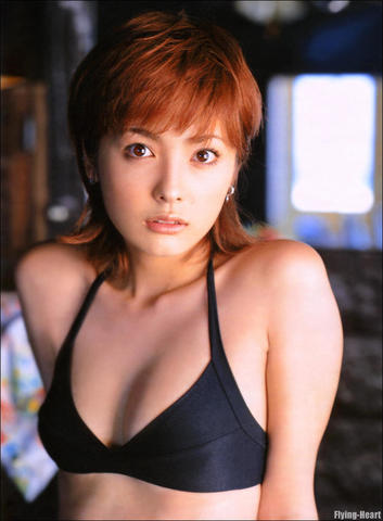 models Aya Hirayama 23 years chest photo in public