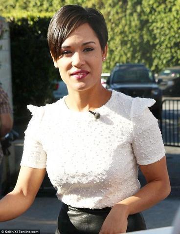 models Grace Gealey 19 years nude young foto photos in public