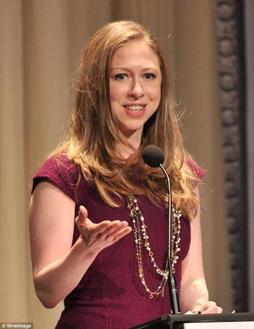 models Chelsea Clinton 23 years Sexy photo home