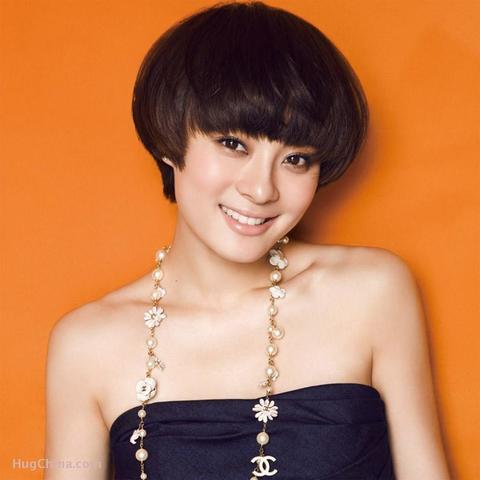 actress Li Sun 25 years bosom foto home