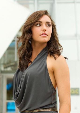 actress Kathryn McCormick 21 years Hottest photography beach