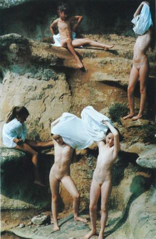 Naked Virginie Le Brun photo