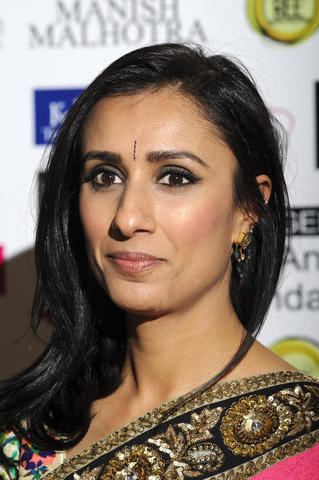 models Anita Rani young swimming suit image in the club