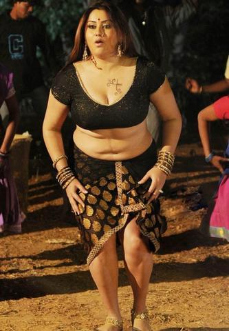 celebritie Namitha 20 years pussy picture in the club
