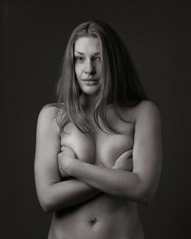 Anna Cummer nude photos