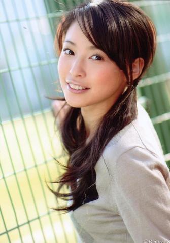 actress Rin Takanashi 24 years erogenous art beach
