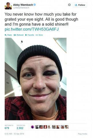 actress Abby Wambach teen stolen picture in public