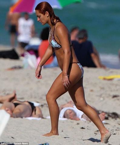 celebritie Aliona Vilani 2015 swimming suit pics in public