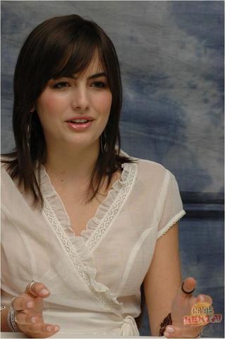 models Camilla Belle 21 years bare pics in public