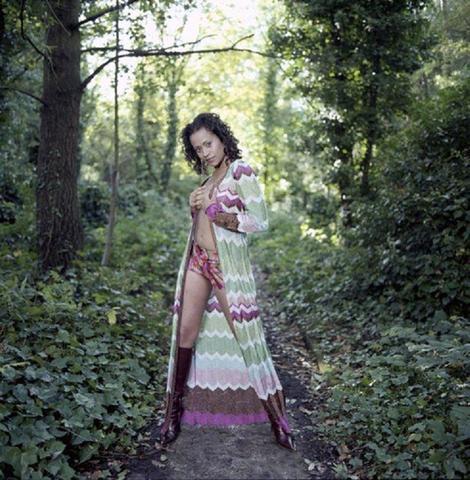 celebritie Angel Coulby 23 years in one's skin photography in public