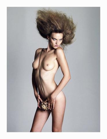 actress Mélanie Bernier 23 years naturism photos home