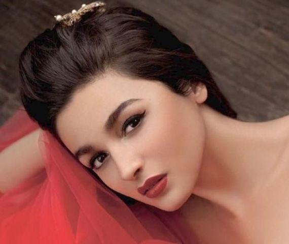 models Alia Bhatt 21 years Hottest pics in the club