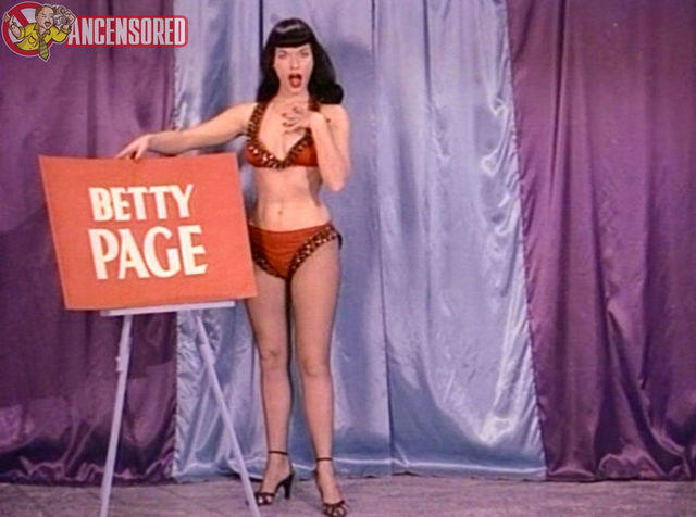 celebritie Bettie Page 24 years flirtatious photos in the club