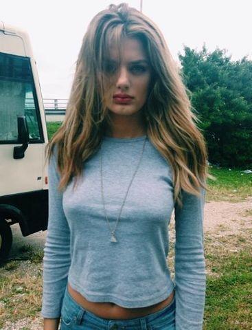 actress Bregje Heinen young Without camisole photography in public