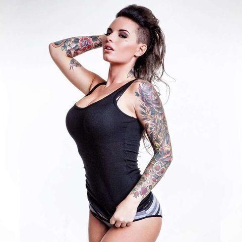 models Christy Mack 21 years stripped photography in public