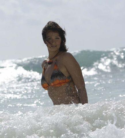 celebritie Franziska van Almsick 2015 breasts foto beach