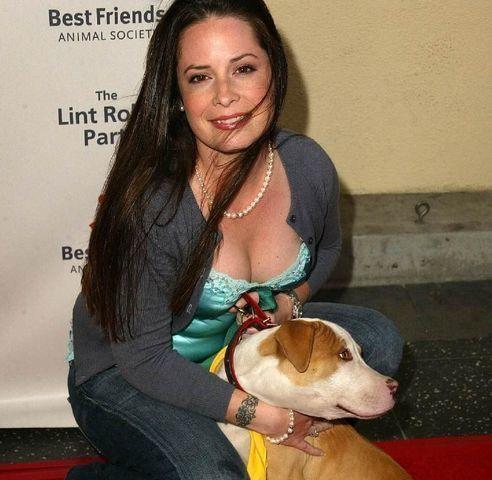 models Holly Marie Combs 23 years impassioned photography in public