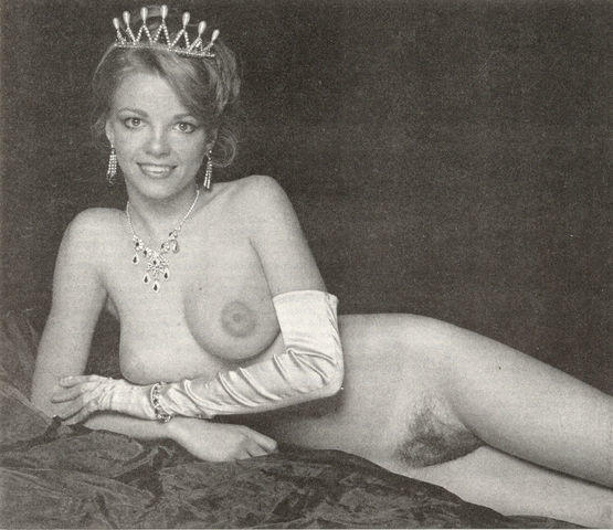 Jennifer Inch topless image