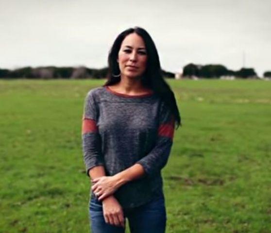 Joanna Gaines topless photography