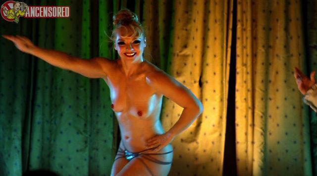 actress Julie Atlas Muz 21 years naked image in public
