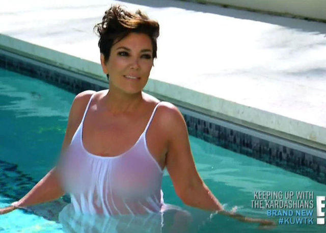 actress Kris Jenner 19 years nipple pics in the club