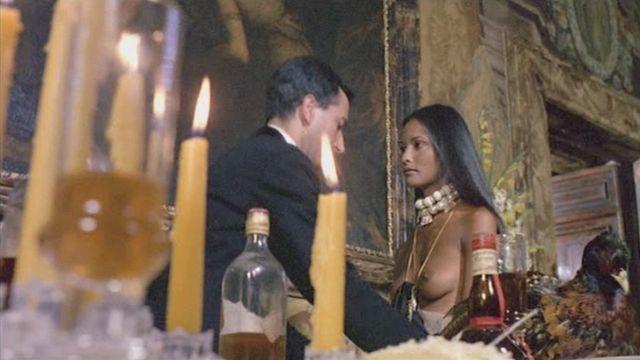 celebritie Laura Gemser 21 years Without clothing pics beach