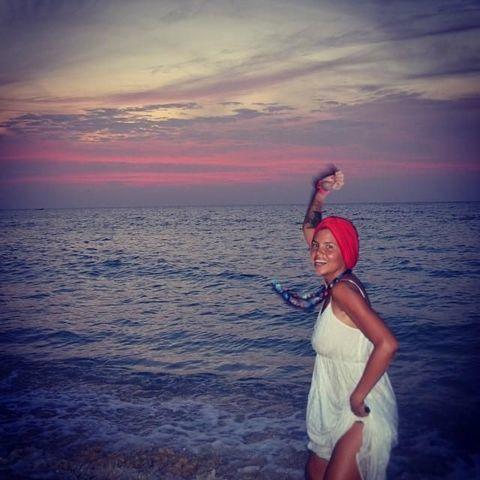 celebritie Liliana Saumet 21 years erogenous photo beach