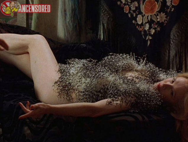 actress Lindsay Duncan 2015 sensuous photoshoot home
