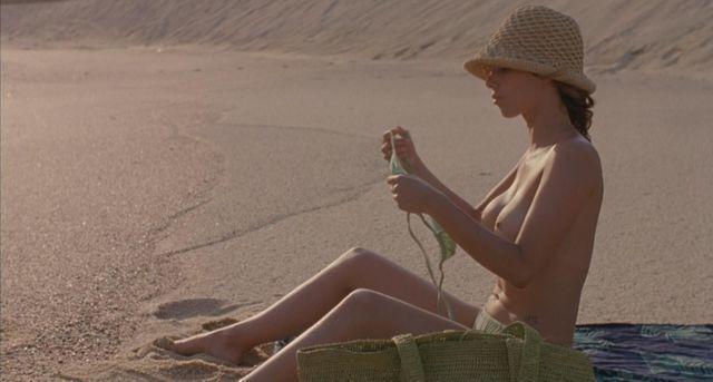 actress Maribel Verdú young nudity snapshot beach
