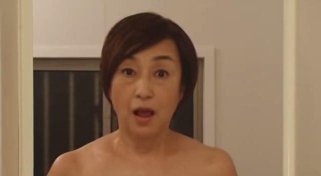 actress Mitsuko Hoshi 25 years nude art photo beach