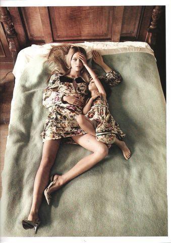 models Sasha Pivovarova 18 years sensuous picture beach
