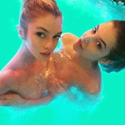 actress Stella Maxwell 21 years undressed photography in the club