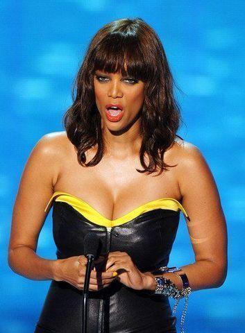 actress Tyra Banks 25 years fervid photo in the club