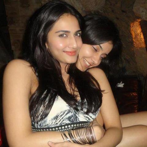 models Vaani kapoor 20 years spicy photography home