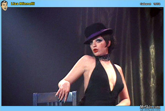 actress Liza Minnelli 21 years bare-skinned photoshoot in the club