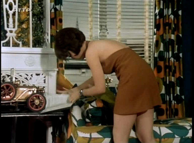 Naked Linda Thorson picture