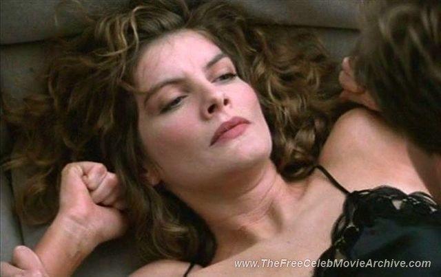 Rene Russo topless photo