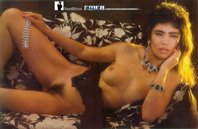 Susana Romero topless foto