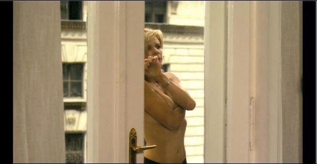 celebritie Judit Schell 23 years breasts photo home
