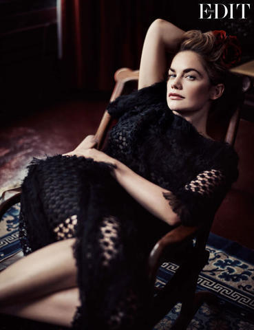 models Ruth Wilson 23 years erogenous photos home