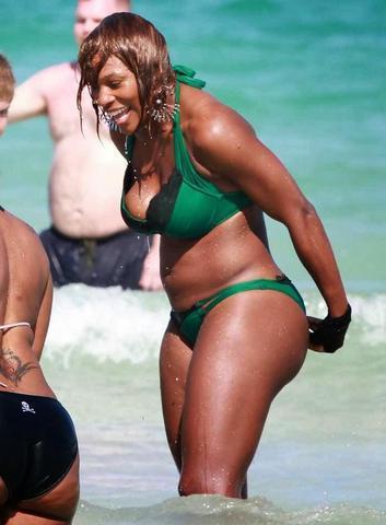 models Serena Williams 24 years exposed pics in public
