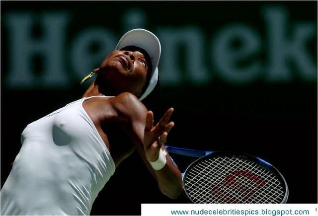 models Venus Williams 21 years unmasked snapshot in the club