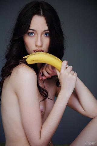 Naked Shanna Collins photoshoot
