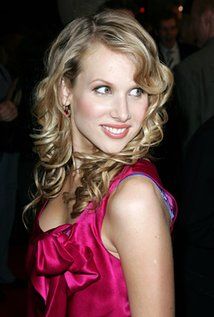 Lucy Punch Nude