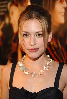 Piper Perabo Nude