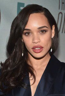 Cleopatra Coleman Nude