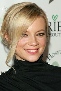 Amy Smart Nude