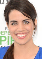 Natalie Morales Fakes Pictures